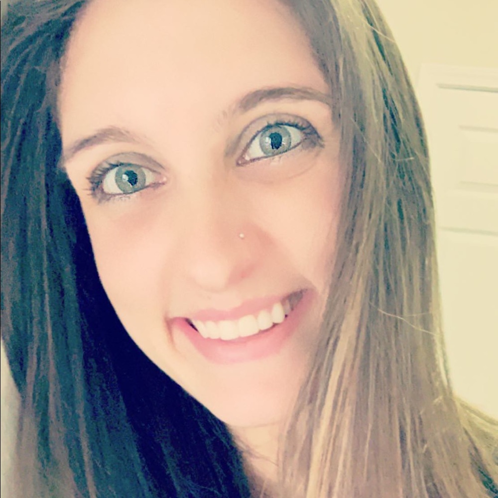 Meet your Posher, Victoria